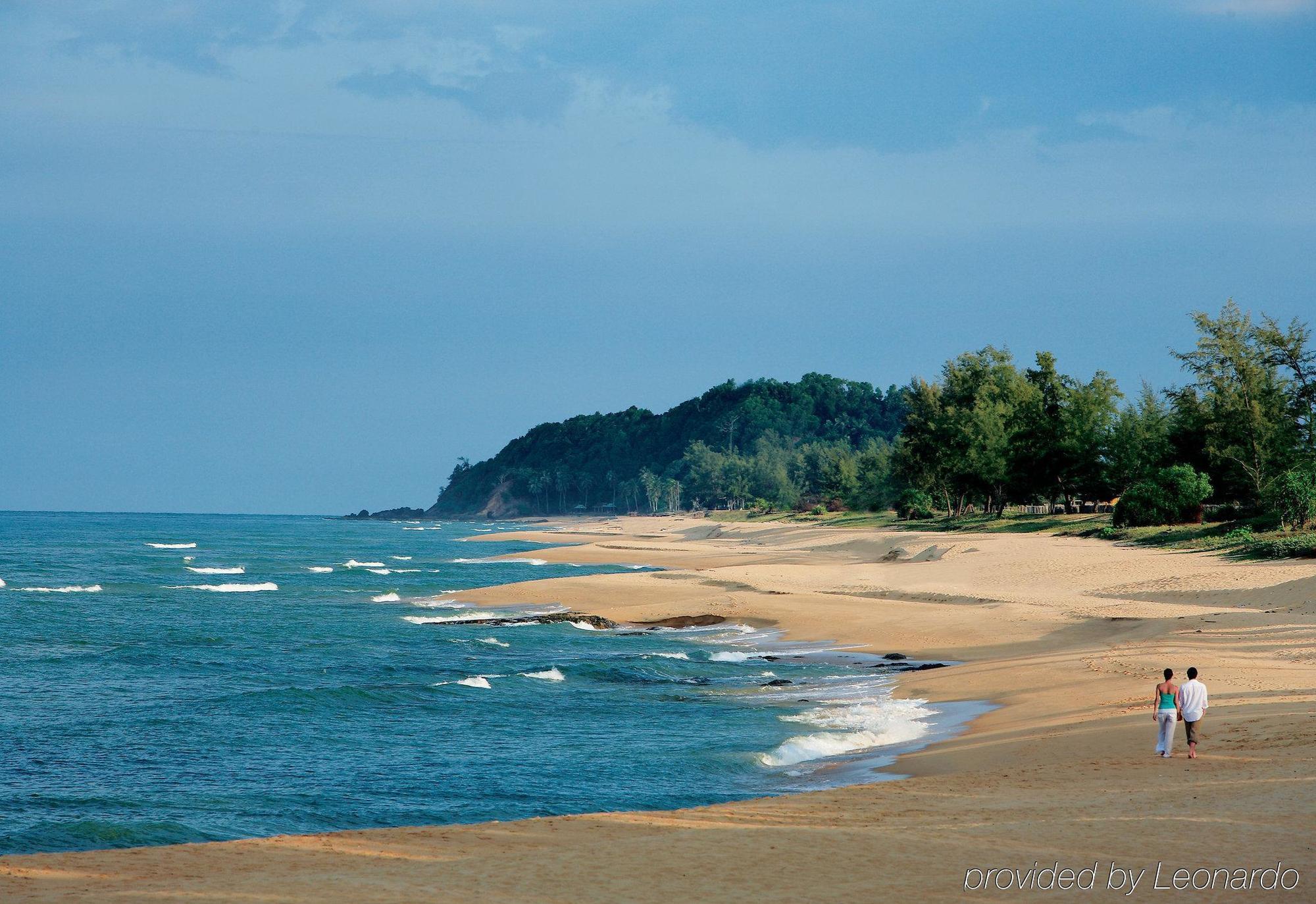 דאנגון Tanjong Jara Resort, Terengganu - A Small Luxury Hotels Of The World מראה חיצוני תמונה Beach at Port Burwell